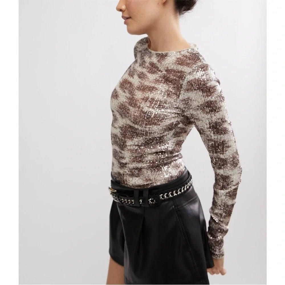 FREE PEOPLE Printed Gold Rush Long Sleeve / Alabaster Combo NWT XS mesh top